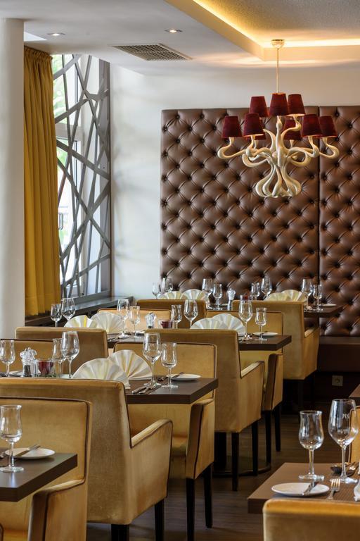 Mercure Residenz Frankfurt Messe 4*