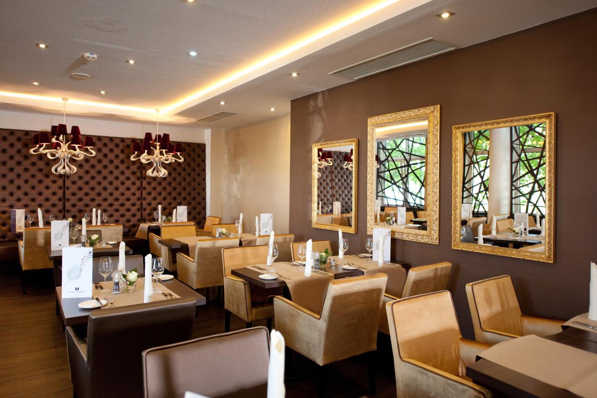 Hotel Mercure Residenz Frankfurt Messe 4*