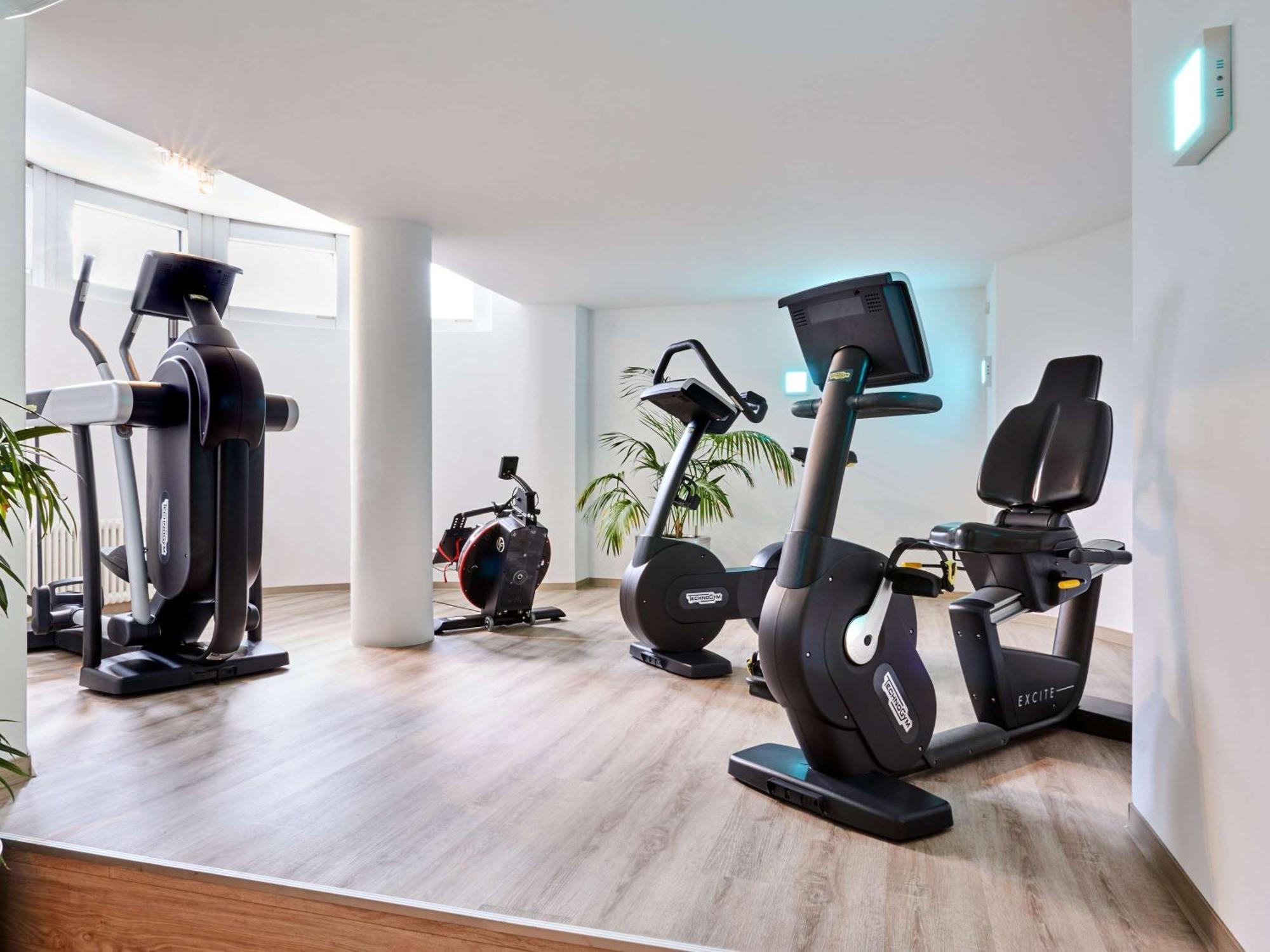 Mercure Residenz Frankfurt Messe 4*