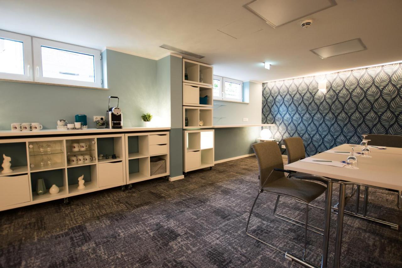 Hotel Mercure Residenz Frankfurt Messe 4*