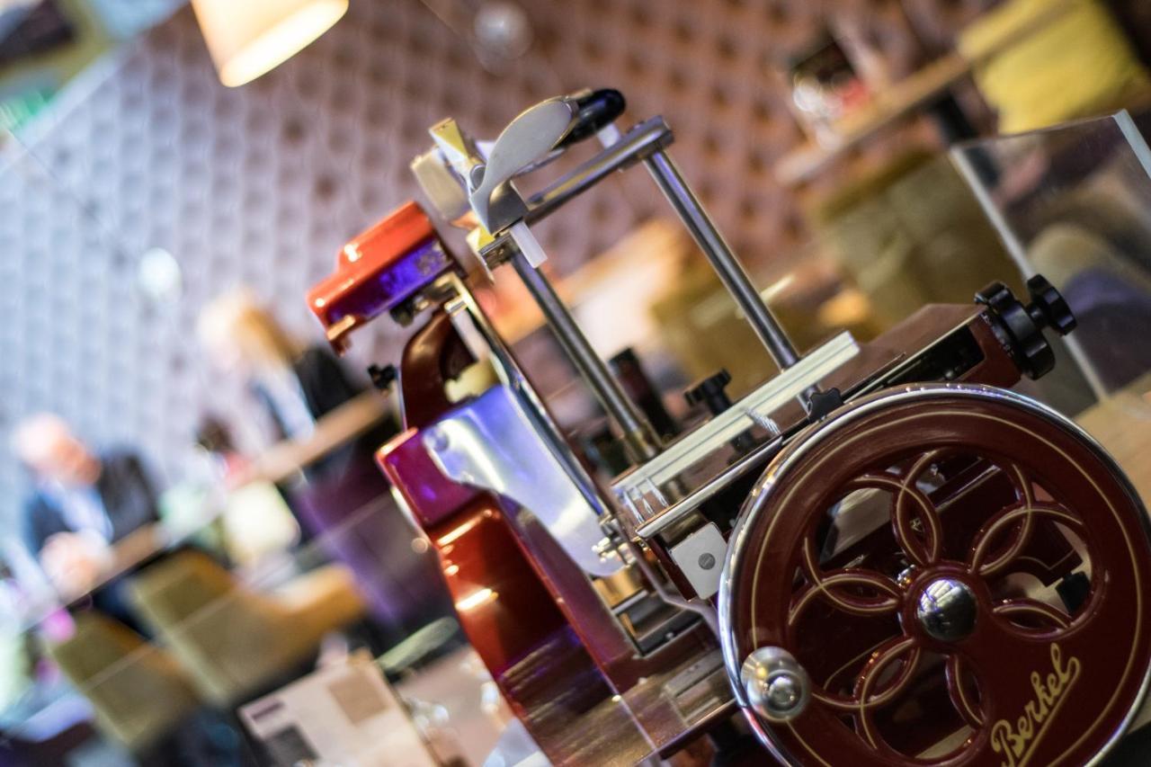 Mercure Residenz Frankfurt Messe 4*