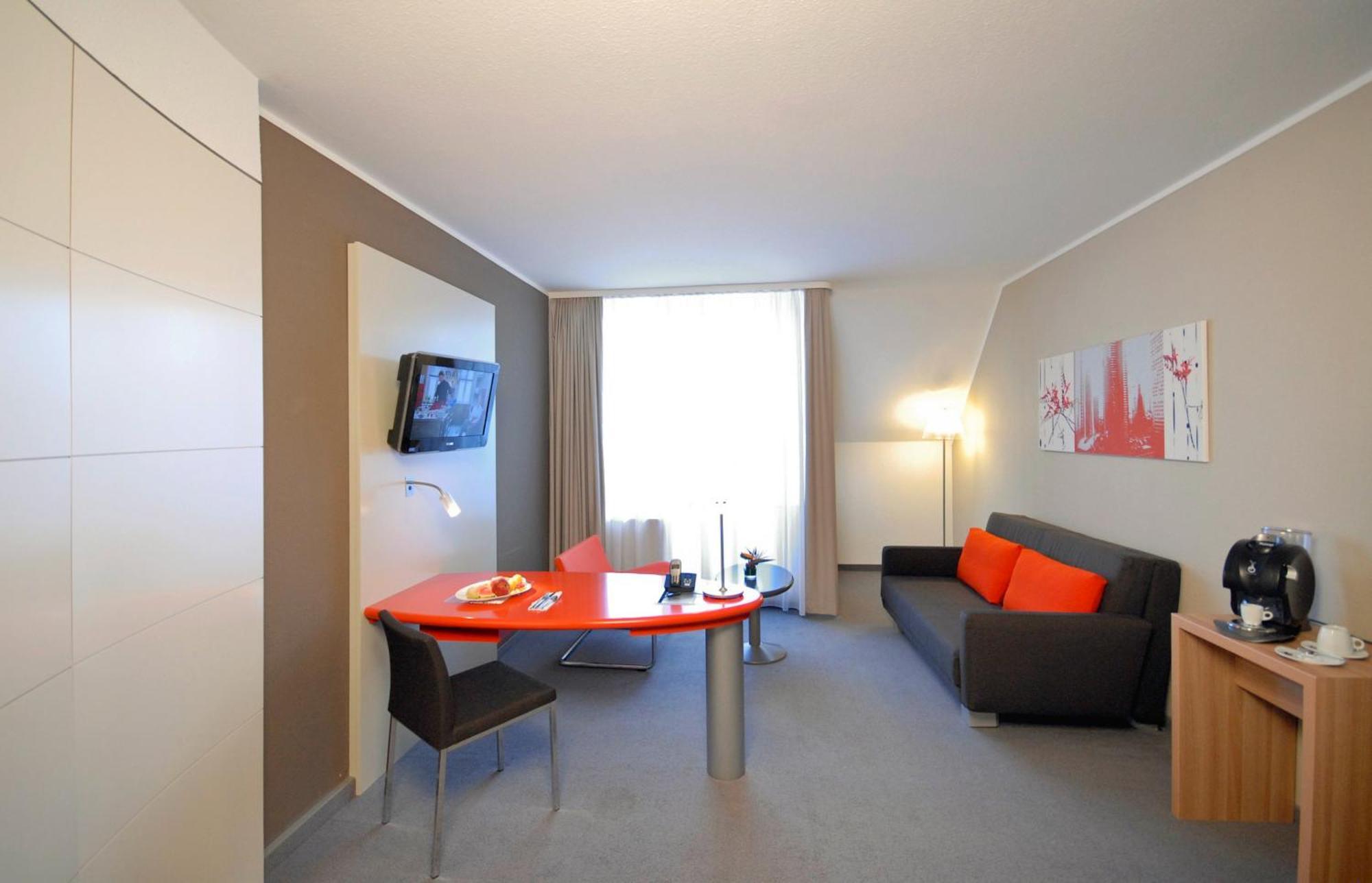 Mercure Residenz Frankfurt Messe 4*